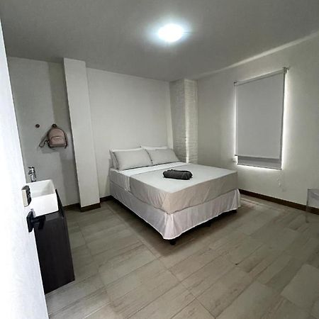 Nina'S - Juan Santamaria Otel Alajuela Dış mekan fotoğraf