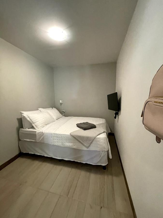 Nina'S - Juan Santamaria Otel Alajuela Dış mekan fotoğraf