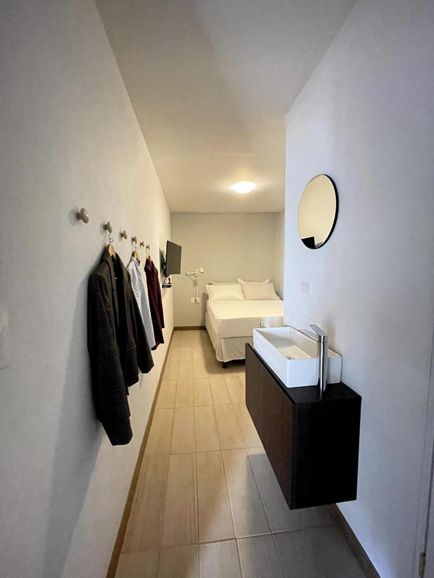 Nina'S - Juan Santamaria Otel Alajuela Dış mekan fotoğraf
